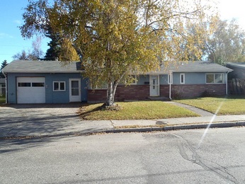 1025 Lathrop Street, Fairbanks, AK 99701 
