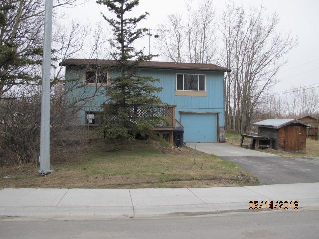 229 W Dolphin Ave, Palmer, AK 99645 