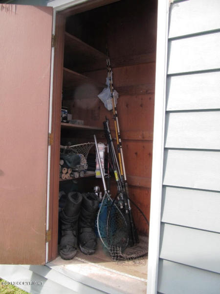 3206 E 17th Ave, Anchorage, AK 99508 