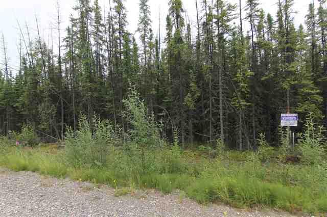 712 Groundsel Ave, North Pole, AK 99705 