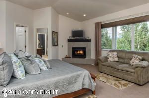 11545 Tanglewood Lakes Circle, Anchorage, AK 99516 