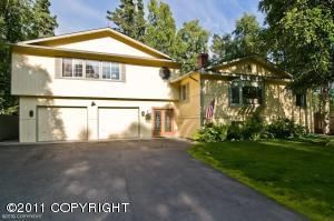9431 Emerald Street, Anchorage, AK 99502 