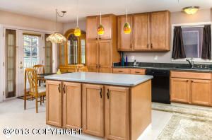 4010 Lakeridge Court, Anchorage, AK 99502 