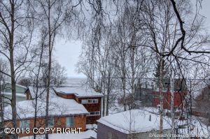 922 R Street, Anchorage, AK 99501 