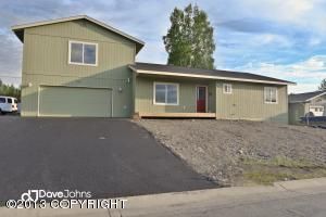 7038 Peck Avenue, Anchorage, AK 99504 