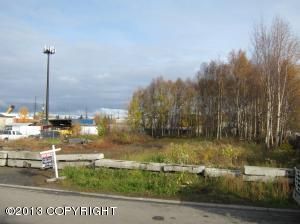 L2E B2 B Street, Anchorage, AK 99518 