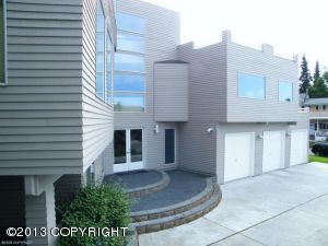 2201 Sonstrom Drive, Anchorage, AK 99517 