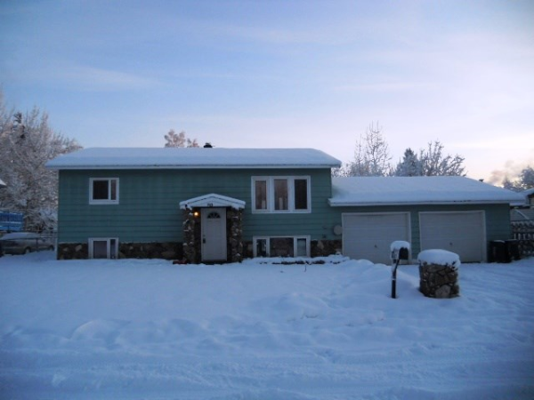 963 Stewart Street, Fairbanks, AK 99701 