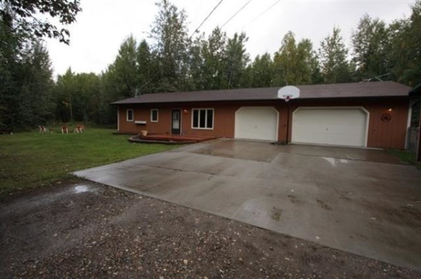 2860 Marathon Way, North Pole, AK 99705 