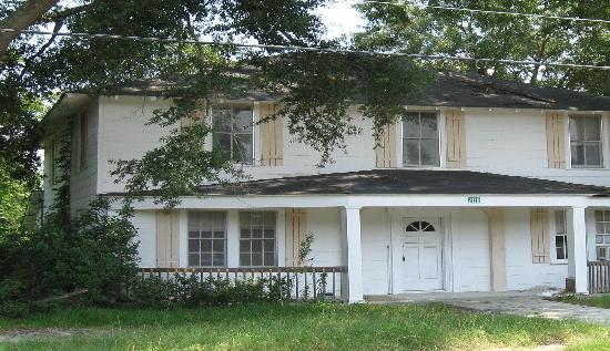208 West Covington Avenue, Opp, AL 36467 