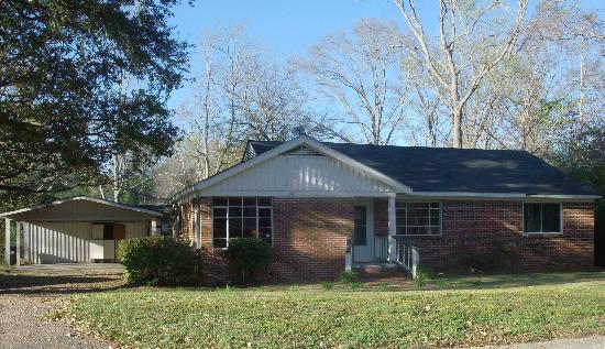 114 Hillside Drive, Chickasaw, AL 36611