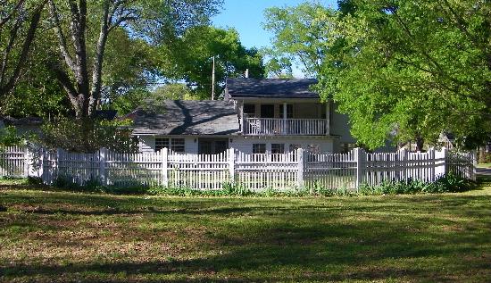 1050 Sherman Street SE, Decatur, AL 35601 