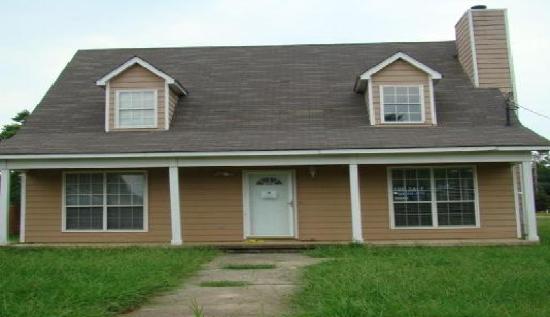 2501 Autumn Ridge Drive SW, Huntsville, AL 35803 