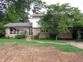 3816 Meadow Wood Cir, Guntersville, AL 35976 