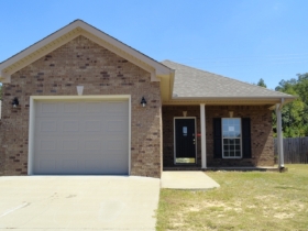 12955 GARDEN CREEK LN, NORTHPORT, AL 35473