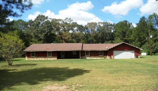 2369 Houston Windle Rd, Aliceville, AL 35442