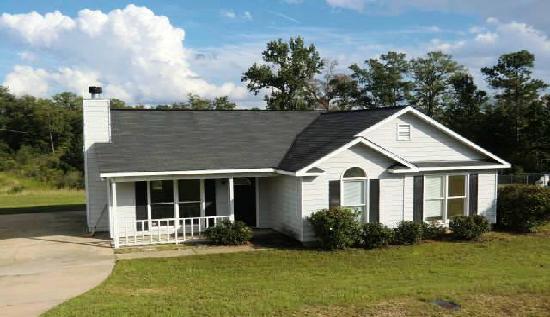 64 Lee Road 2068, Phenix City, AL 36867 