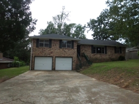 217 VALLEY RD, CHICKASAW, AL 36611