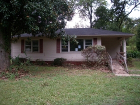 2109 MISSISSIPPI AVE, HUEYTOWN, AL 35023