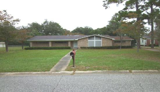 5966 Chalet Drive North, Mobile, AL 36608
