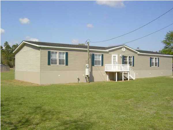 7700 Twin Pond Court West, Irvington, AL 36544 