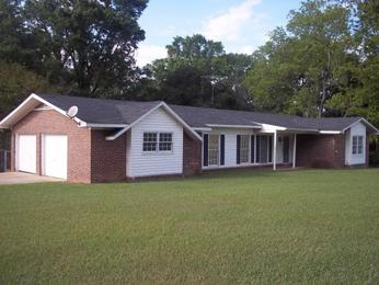 300 Navaho St, Enterprise, AL 36330 