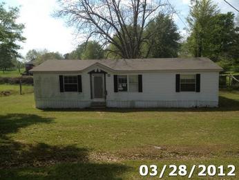 803 Walnut St, Sulligent, AL 35586 