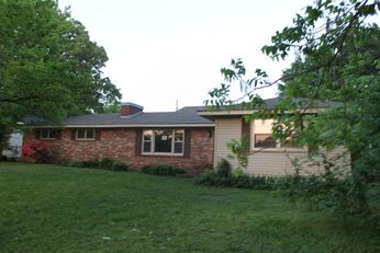 606 Broad St N, Tuscumbia, AL 35674 