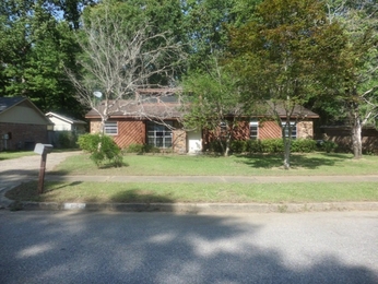 1116 Greenville Dr, Mobile, AL 36608 