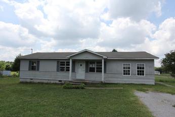 202 Flint River Dr, New Market, AL 35761 