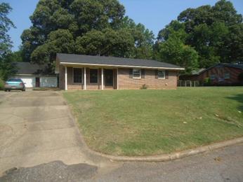 920 Karen Rd, Montgomery, AL 36109 