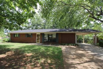 6311 Marsh Ave NW, Huntsville, AL 35806 