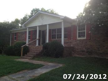 1900 Old Springvill, Birmingham, AL 35215 