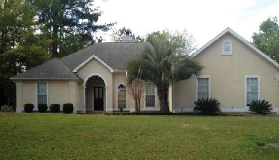 105 Trenton Ct, Dothan, AL 36305 