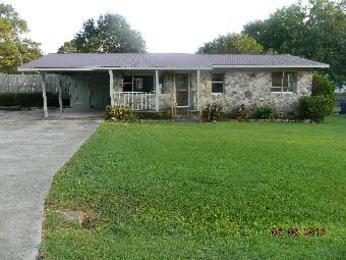 105 Harris Ave, Oneonta, AL 35121 