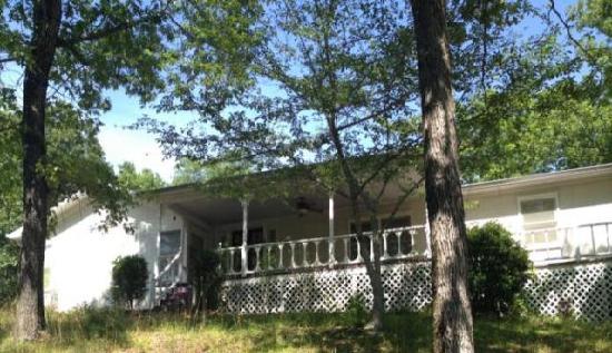 1979 Blackjack Road, Trussville, AL 35173 