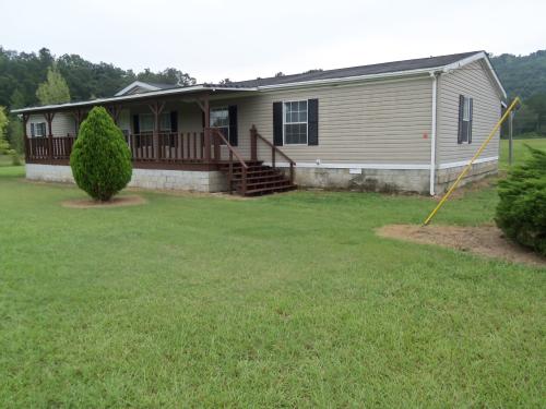 1816 RABBITTOWN RD, Glencoe, AL 35905 