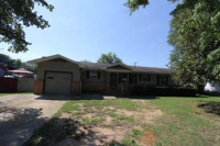 303 Larkwood Dr SW, Decatur, AL 35601 