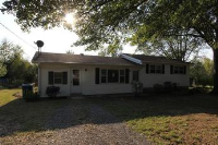 816 Maggie Dr, Boaz, AL 35957 