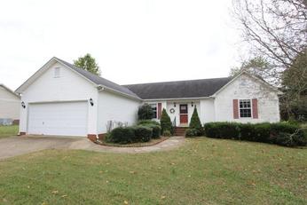 27052 Village Dr, Athens, AL 35613 