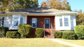 172 Kentwood Dr, Alabaster, AL 35007 