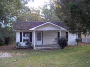 553 4th Ave, Chickasaw, AL 36611 