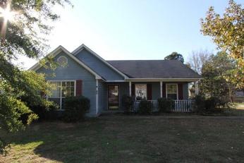 13910 Sandhurst Dr, Huntsville, AL 35803 