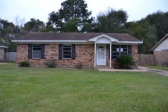 5451 Bellefield Dr N, Theodore, AL 36582 