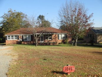 1041 Newton Rd, Valley, AL 36854 