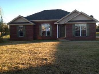 40 Pin Oak Ct, Deatsville, AL 36022 