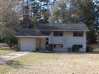 276 Holiday Lane, Ozark, AL 36360 