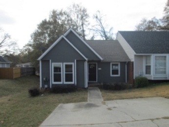 1137 King Arthur Ct, Alabaster, AL 35007 