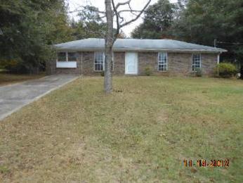 48 Milligan St, Newton, AL 36352 