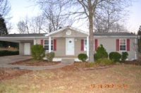 233 Doris St, Russellville, AL 35654 